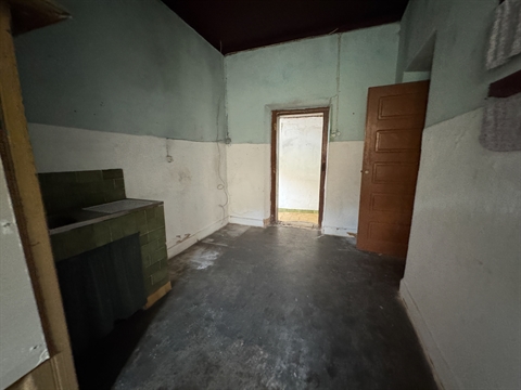 Moradia para Restaurar T2+1