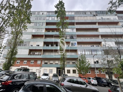 Apartamento T3 Remodelado, Lisboa, Benfica