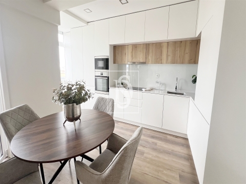 Apartamento T3 Remodelado, Lisboa, Benfica